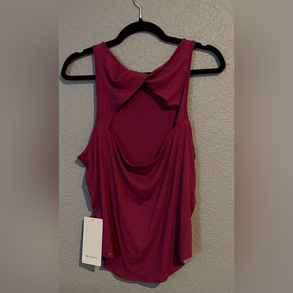 NWT Lululemon Modal Silk Twist Back Yoga Tank Top Size 14 Magenta Purple - Picture 11 of 11